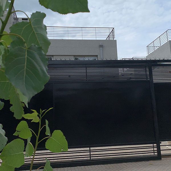 Condo Mendoza. Ingreso